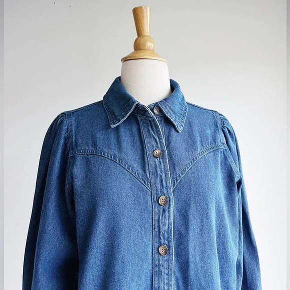 NWT KITTENISH | Casual Friday Denim Button Down | Multiple Sizes - Picture 3 of 8